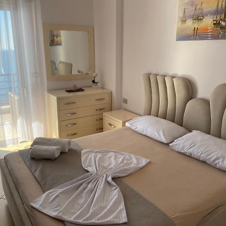 Apartment With Huge Sea View Balcony Саранда Экстерьер фото