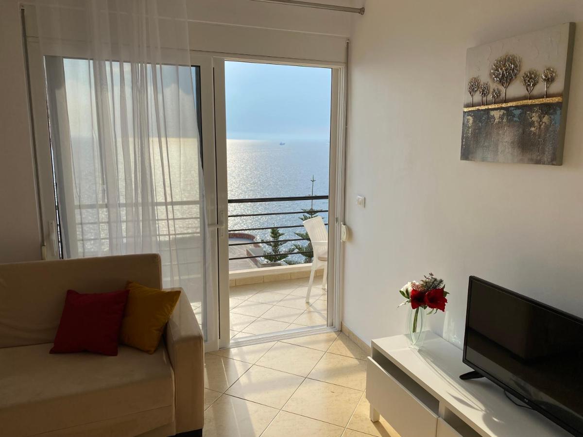 Apartment With Huge Sea View Balcony Саранда Экстерьер фото