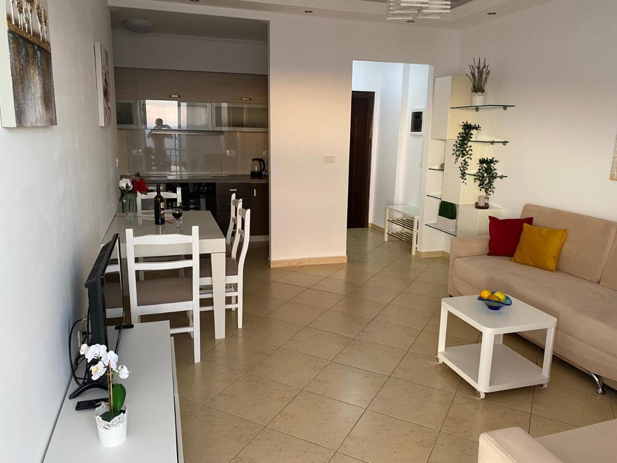 Apartment With Huge Sea View Balcony Саранда Экстерьер фото